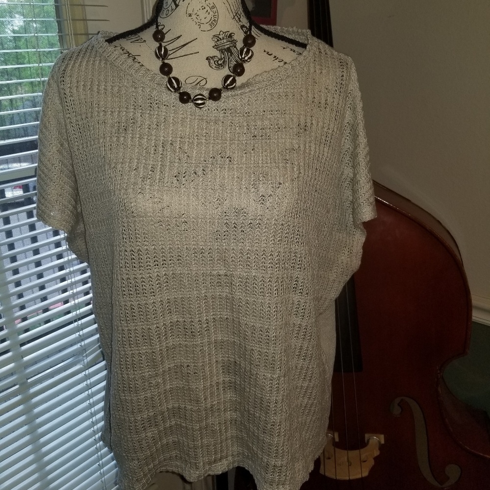 Beige lightweight sweater size 18/20
